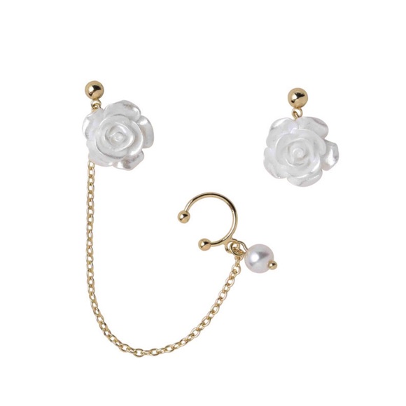 Sweet White Rose Earrings With Attached Ear Cuff - Picture 4 of 7